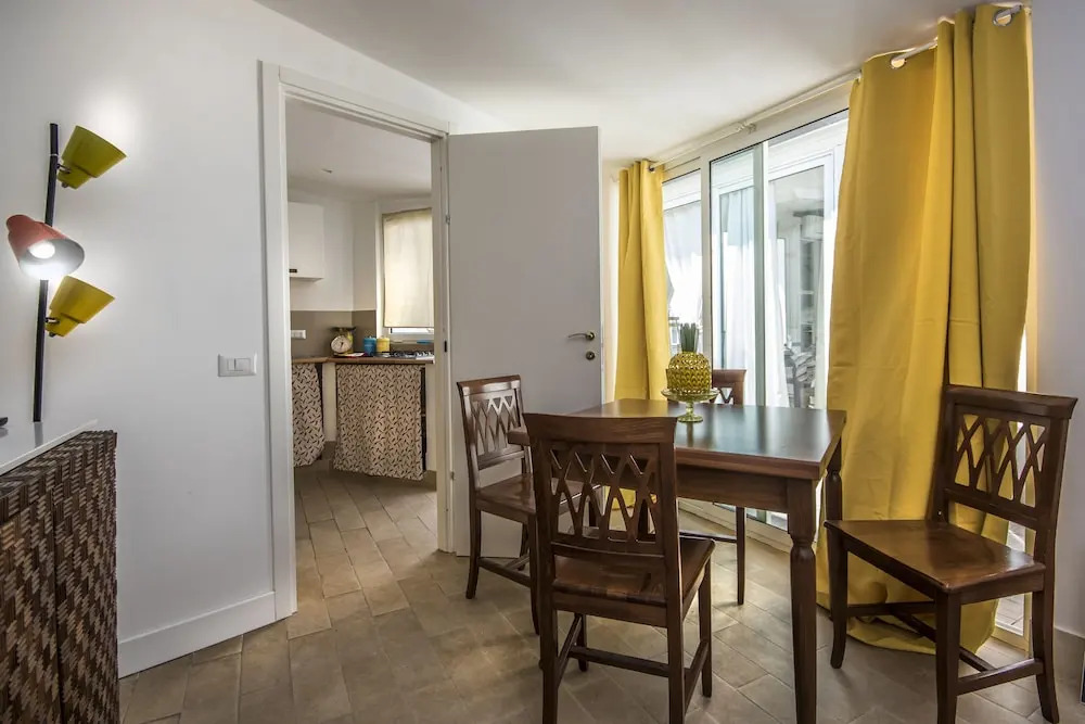 Naples Tours and Flats S.r.l.