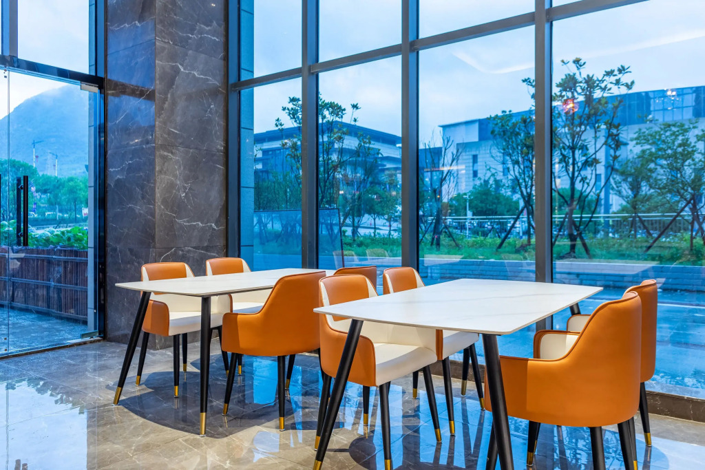 Qing Yue Shi Ye Hotel