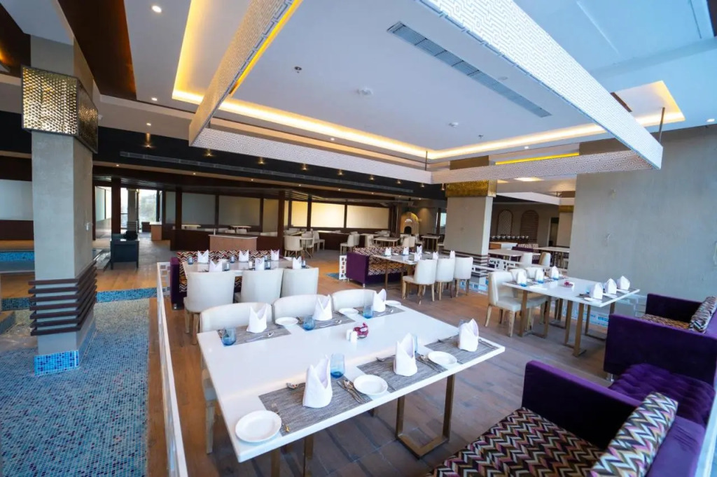 Essentia Luxury Hotel Indore