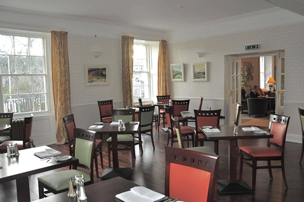Atholl Arms Hotel