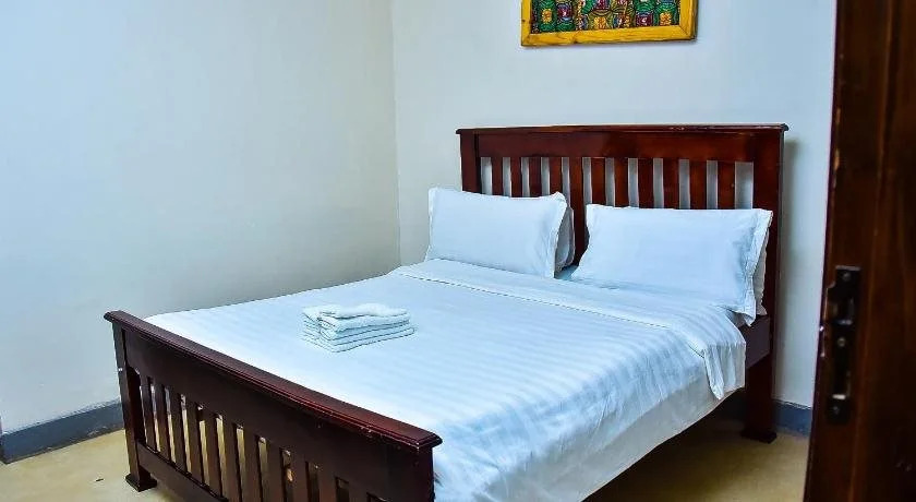 Jolly Court Hotel