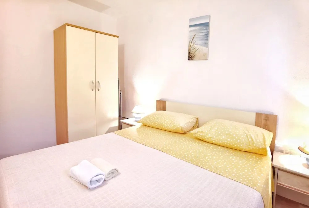 Apartments Apartmani Mastelic