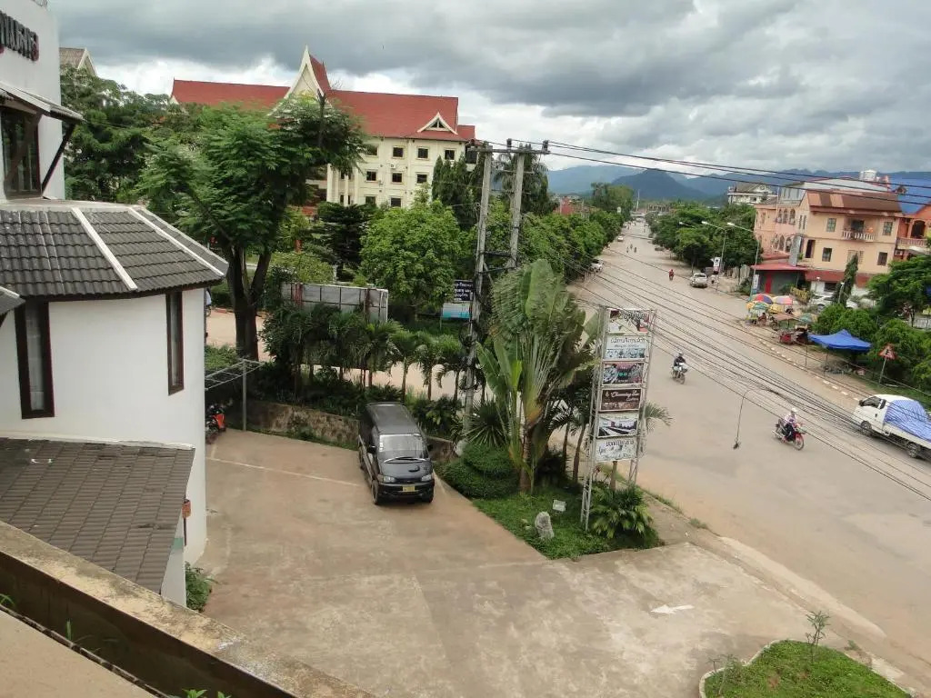 Charming Lao Hotel
