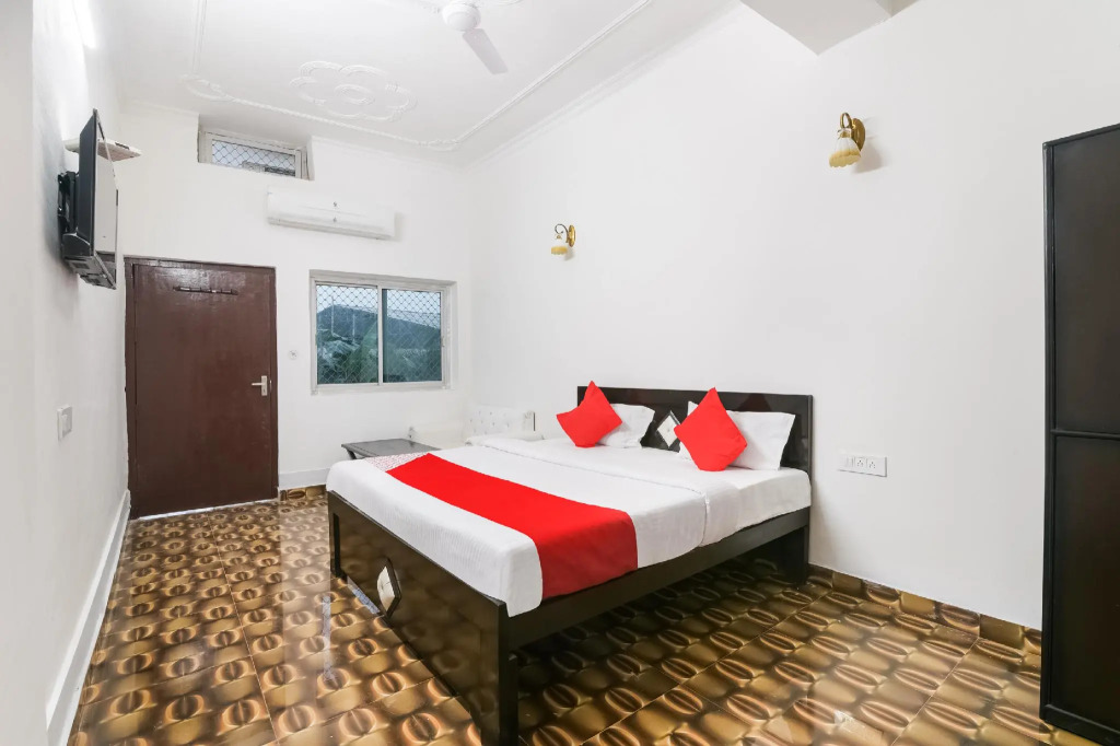 Hotel O Kavyanjali