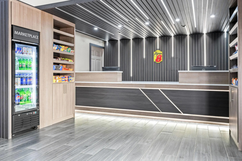 Super 8 by Wyndham Athens