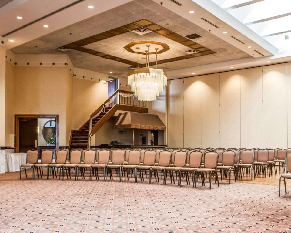 Quality Inn & Suites Orland Park - Chicago