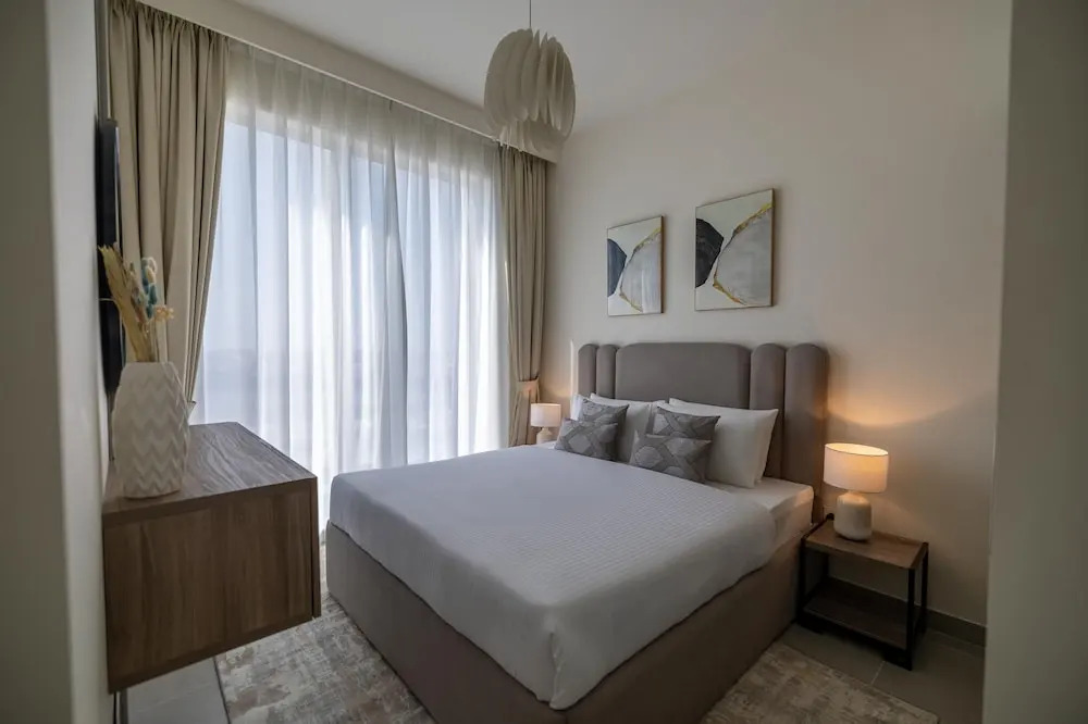 HomesGetaway-Luxury 1BRApartment in Forte Downtown