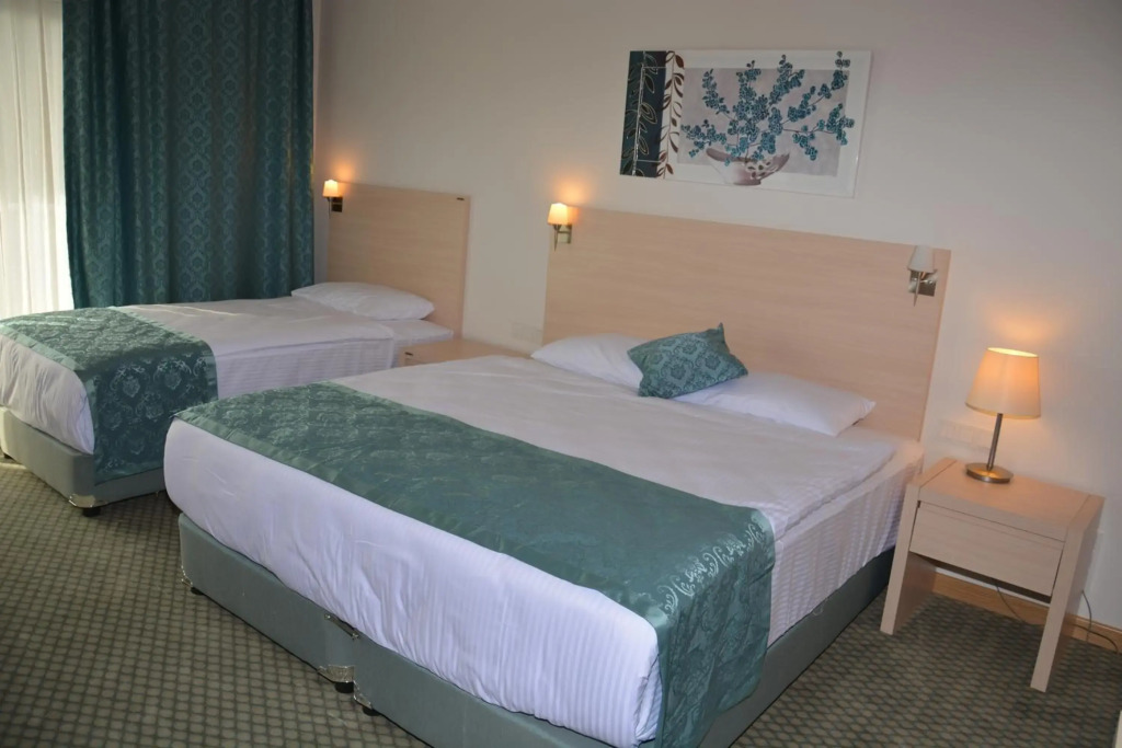 Ahsaray Hotel