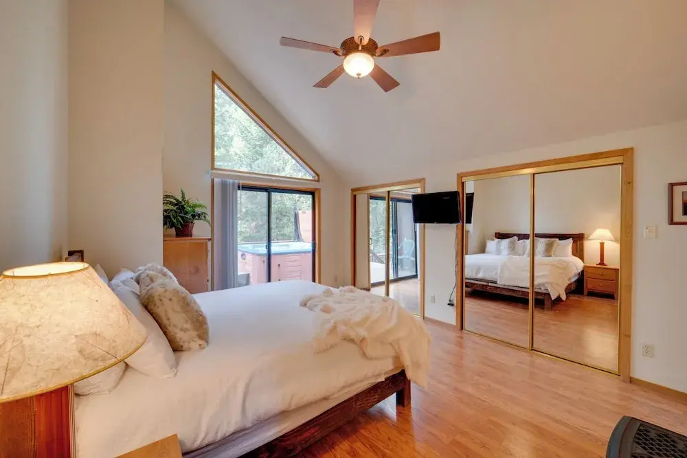 Truckee Home w/ Private Hot Tub on a Golf Course