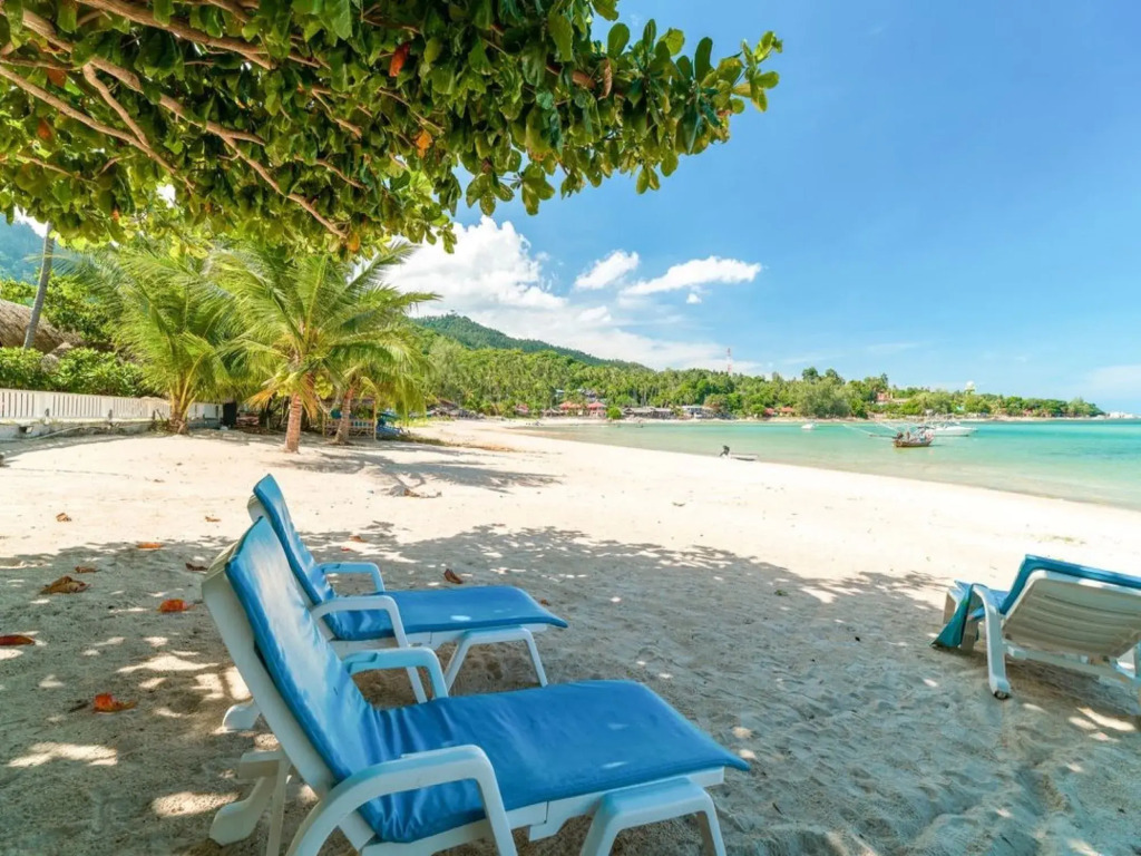 2 Bedroom Beach Front Apartment A2 Lamai