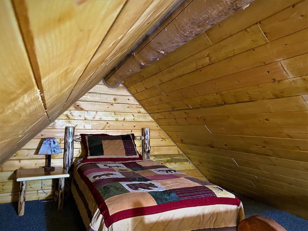 Alaska Creekside Cabins in Seward