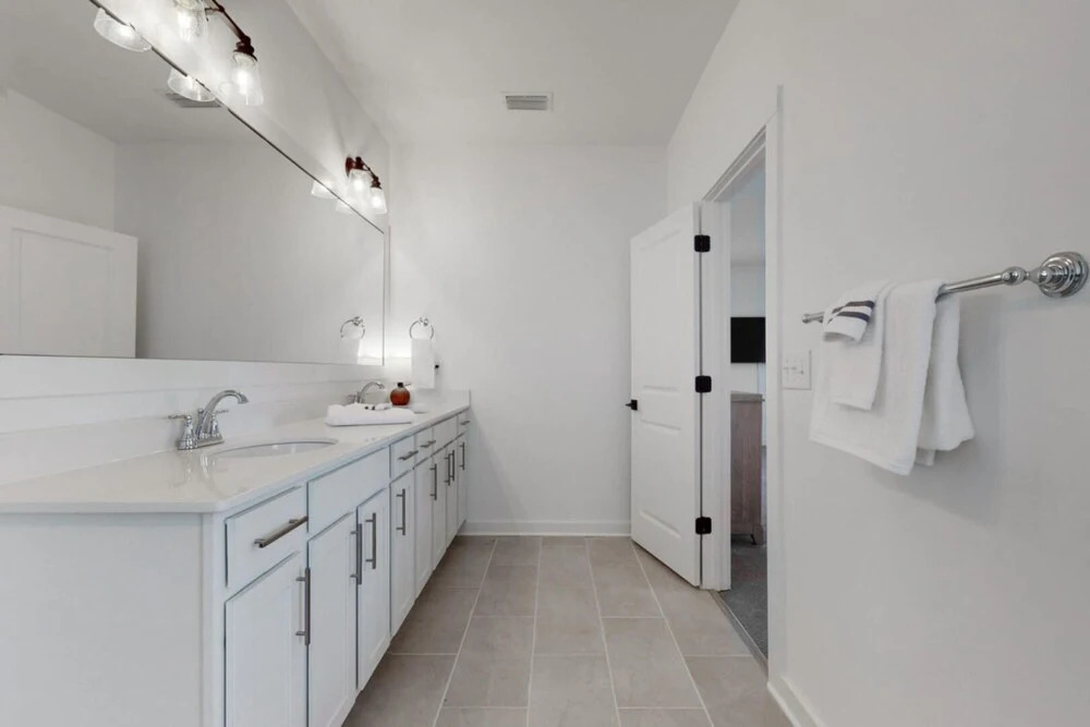 Bay Breeze by Gold Star Vacation Rentals