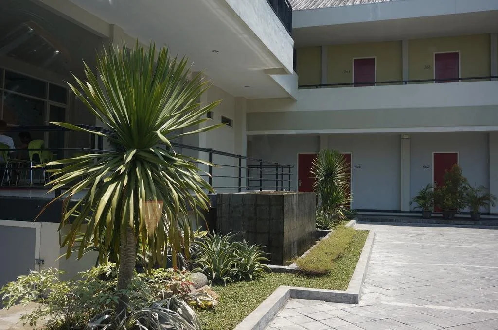 Rumah Cassa Guest House by Airyrooms