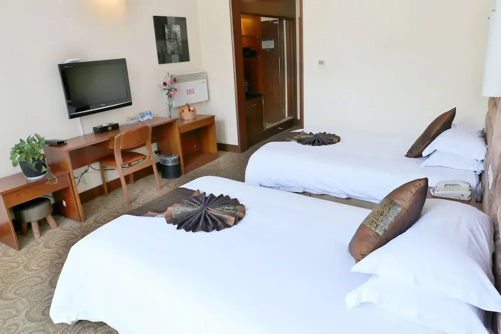 Huangshan Jinpu Dongyi Hotel