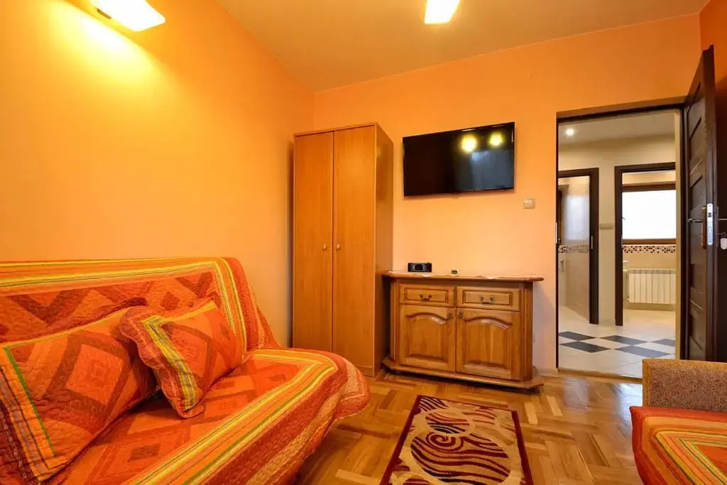 Muran Apt