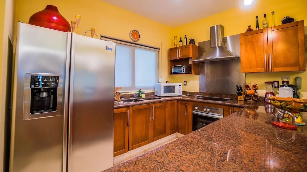 Paseo Del Sol Coral B 107 3 Bedroom Condo by Redawning