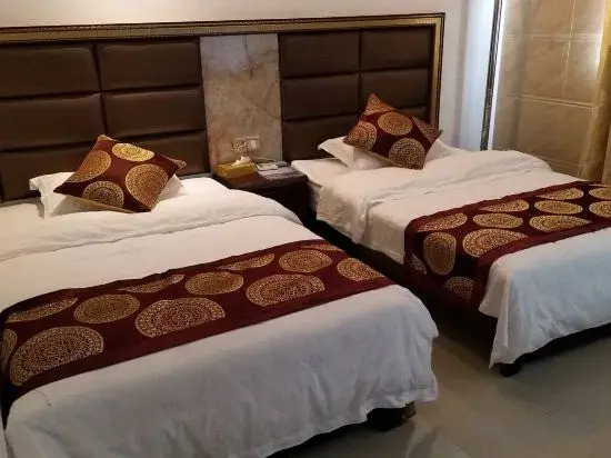 Huanlege Hotel