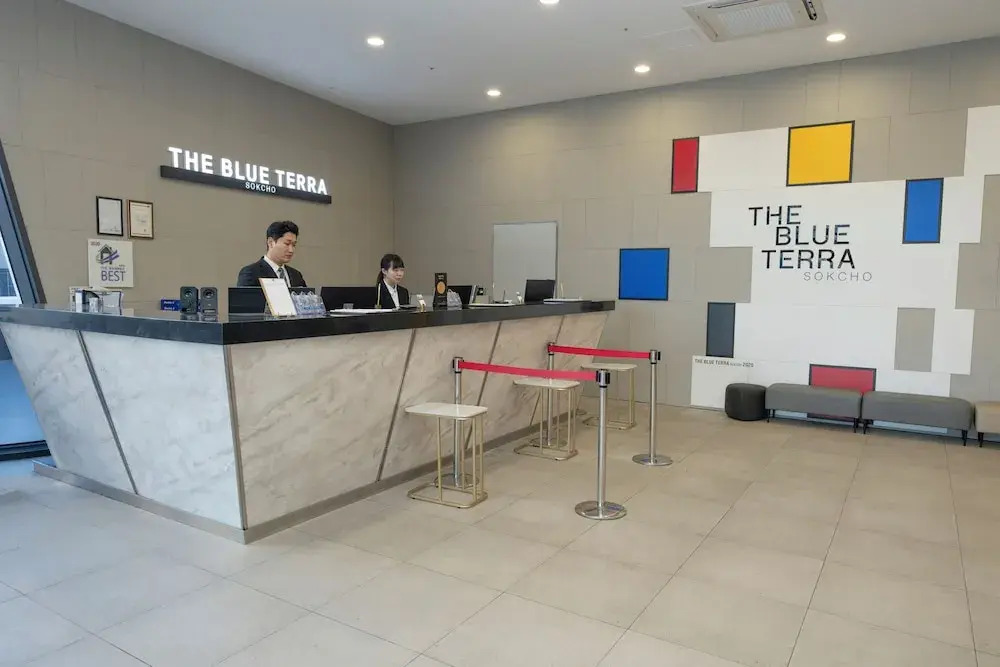 The BlueMark Hotel Sokcho