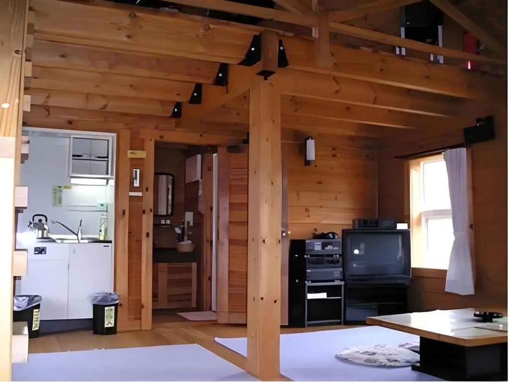 Log House Resort Hotel Chirorin Mura