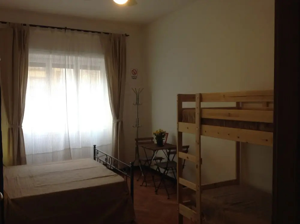 Interno 8