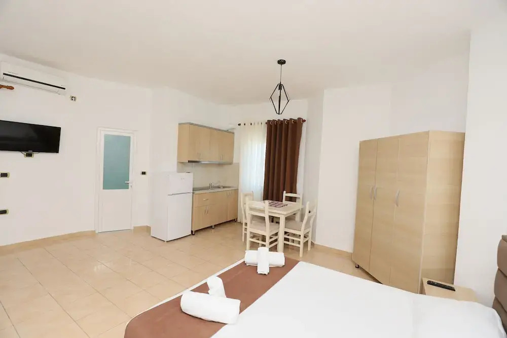 Michelle Apartments