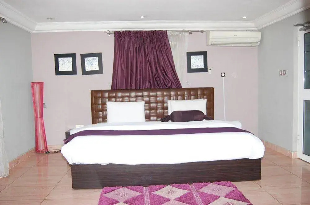 Elegance Suites Hotels
