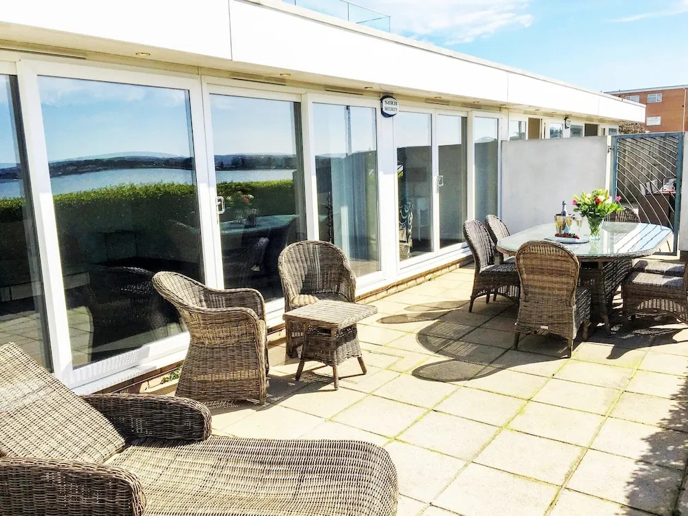 Chaddesley Glen Apartments - DHH