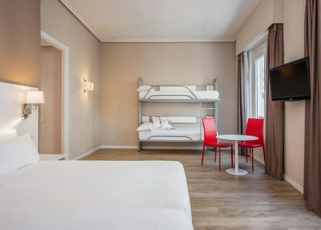 Hotel Madrid Gran Via 25 Affiliated by Meliá