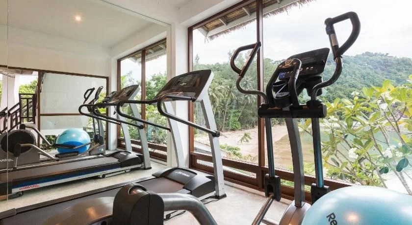 Hedonistic The Secret Beach Villa- Beachfront on Koh Phangan