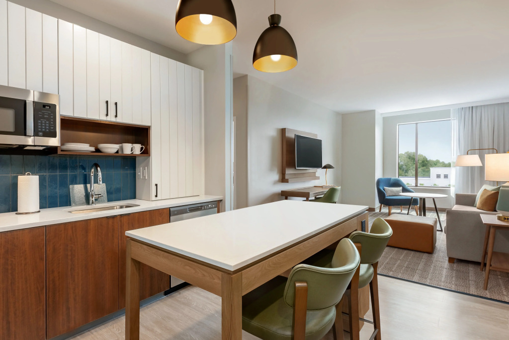 Staybridge Suites Detroit Woodhaven