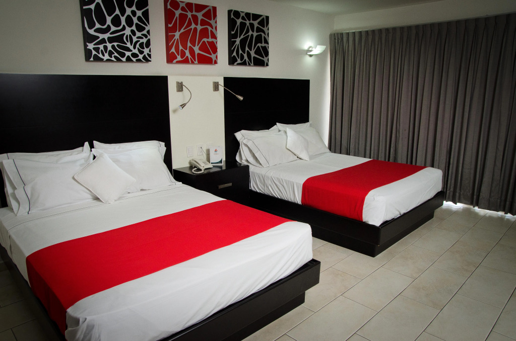 Hotel Expo Plaza Business and Family Guadalajara