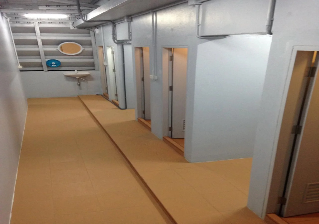 The Metallic Hostel