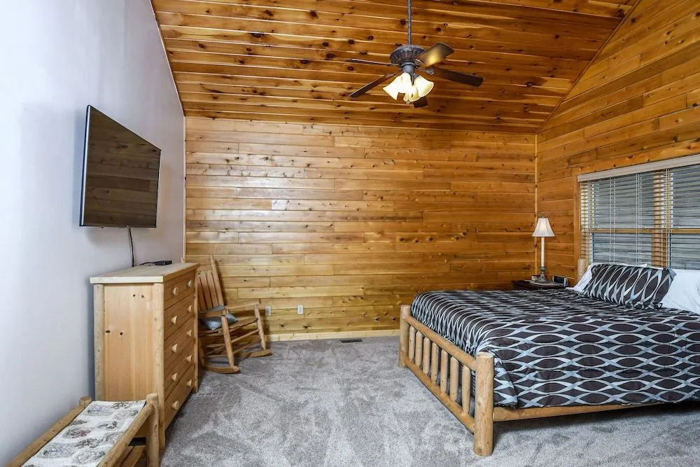 Cedar Shores Villa 03