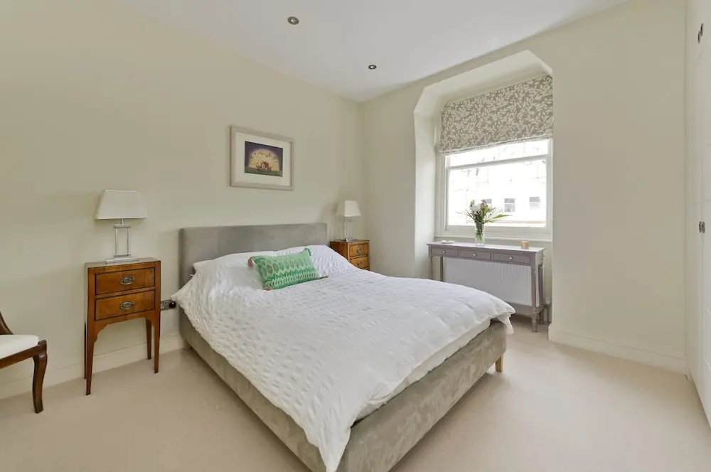 Spacious 3-bedroom Apartment in Earls Court