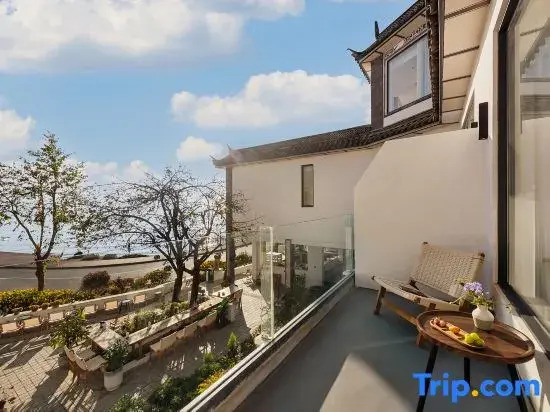 Dali Pear Blossom Sea View Homestay