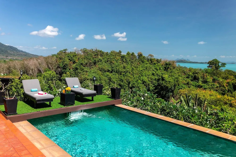 Picturesque 4br Cape Yamu  Pool Villa