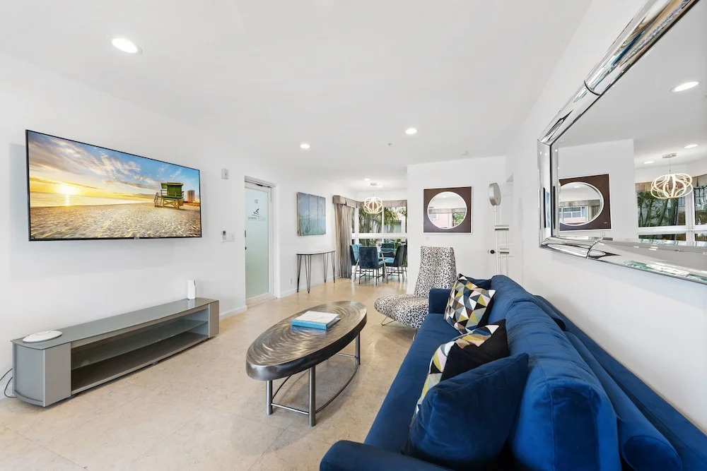 Isle of Venice Residence and Marina
