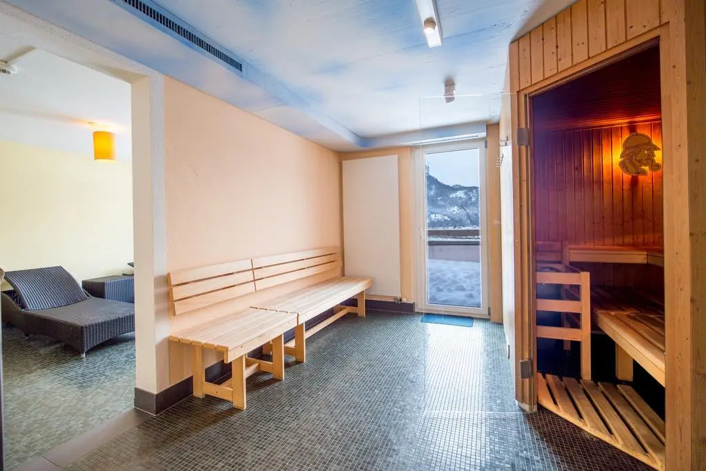 Hotel Sherlock Holmes "nur 200m zur Gondelbahn Hasliberg"