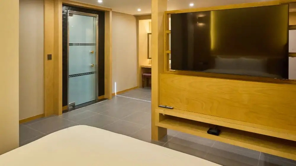 Sokcho Mir Hotel