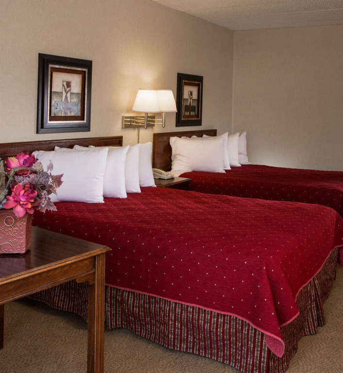 The Foothills Inn
