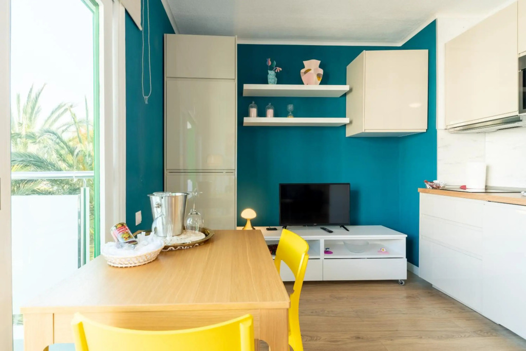 Trendy, very well located apartment
