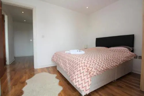Media City LOWRY Apartment 4 Guests 2 Bed