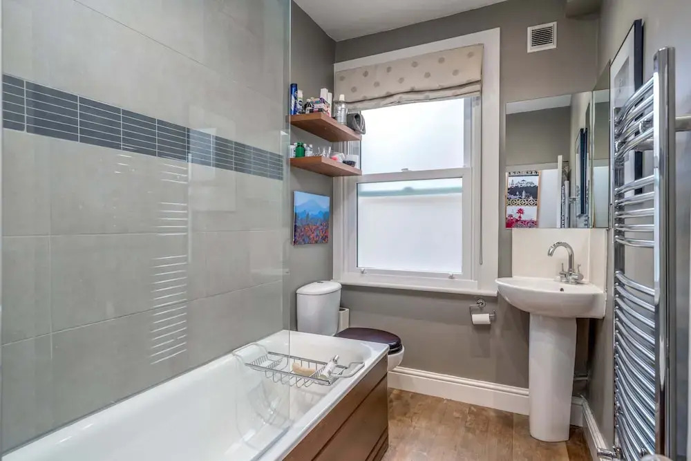 Modern flat near Battersea Park