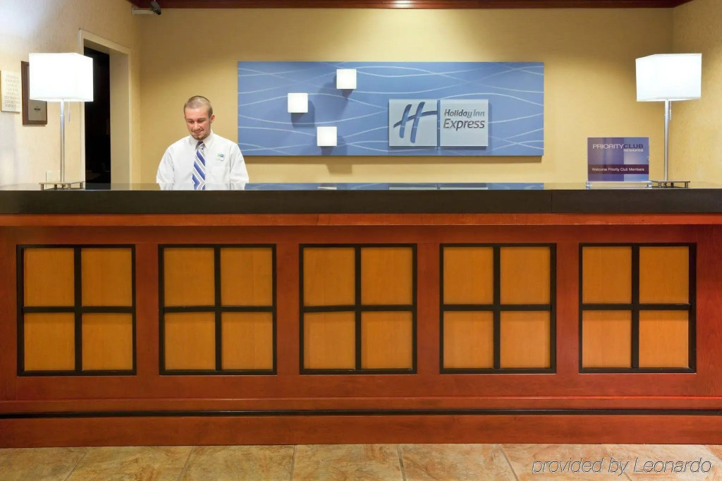 Holiday Inn Express Hotel & Suites Fort Wayne by IHG