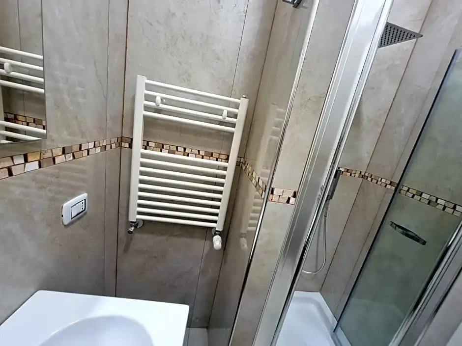 BARBAJA SUITES IN STREET TOLEDO 205