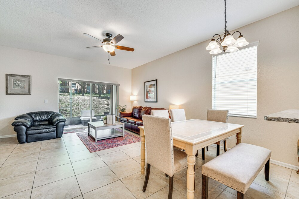 Davenport Retreat w/ Resort Perks, 9 Mi to Disney!