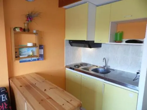 Apartment Clos des pins 1 2