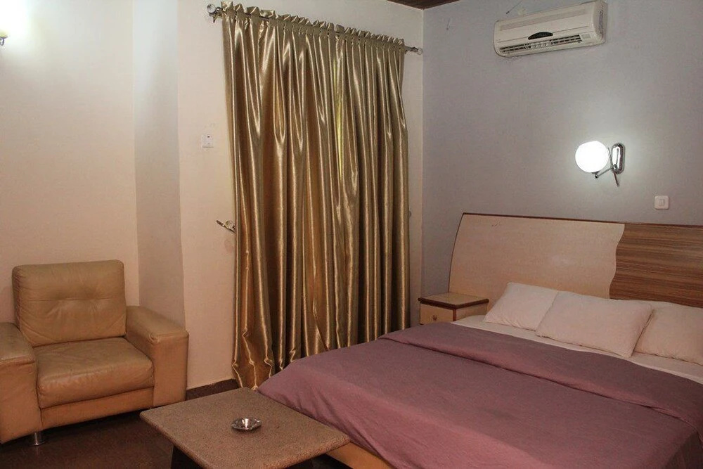 Vicmike Villa