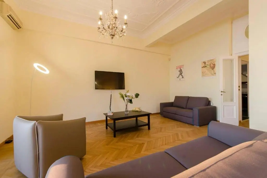 ALTIDO Splendid Apartment for 8 with Beautiful SeaView