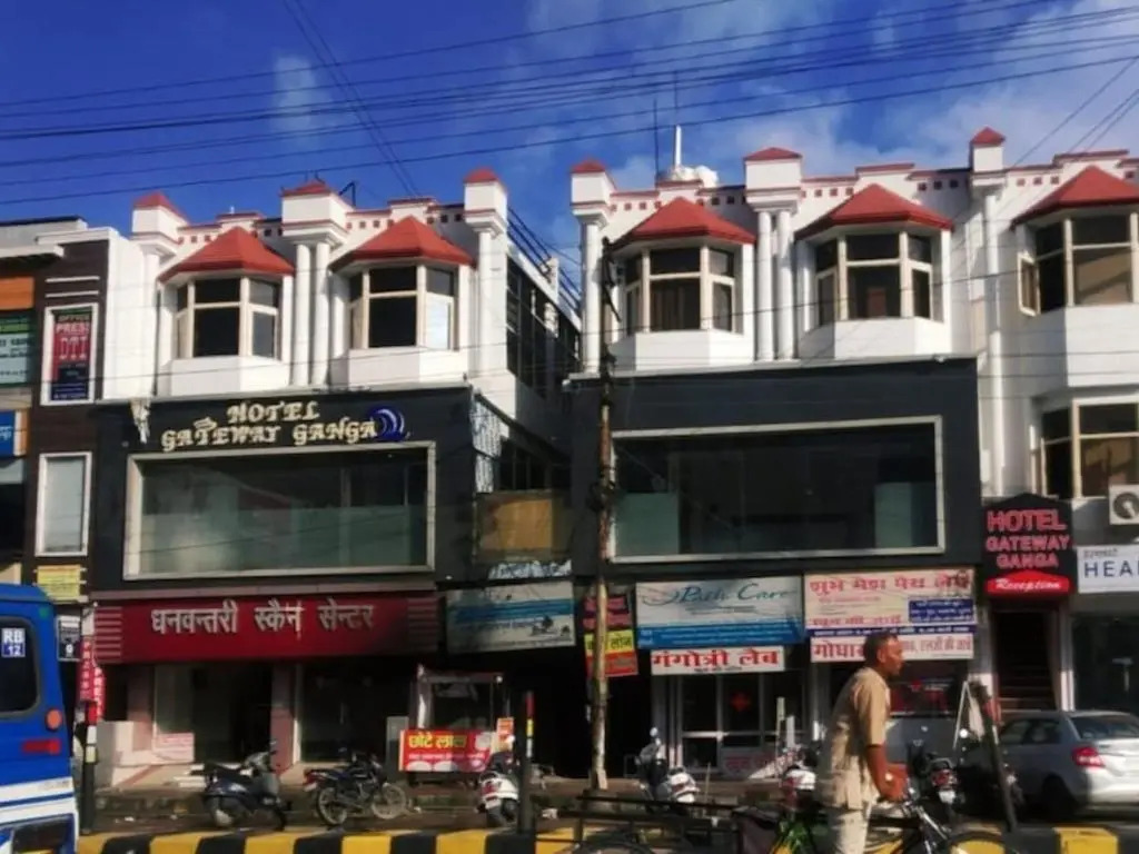 Flagship Hotel Gateway Ganga